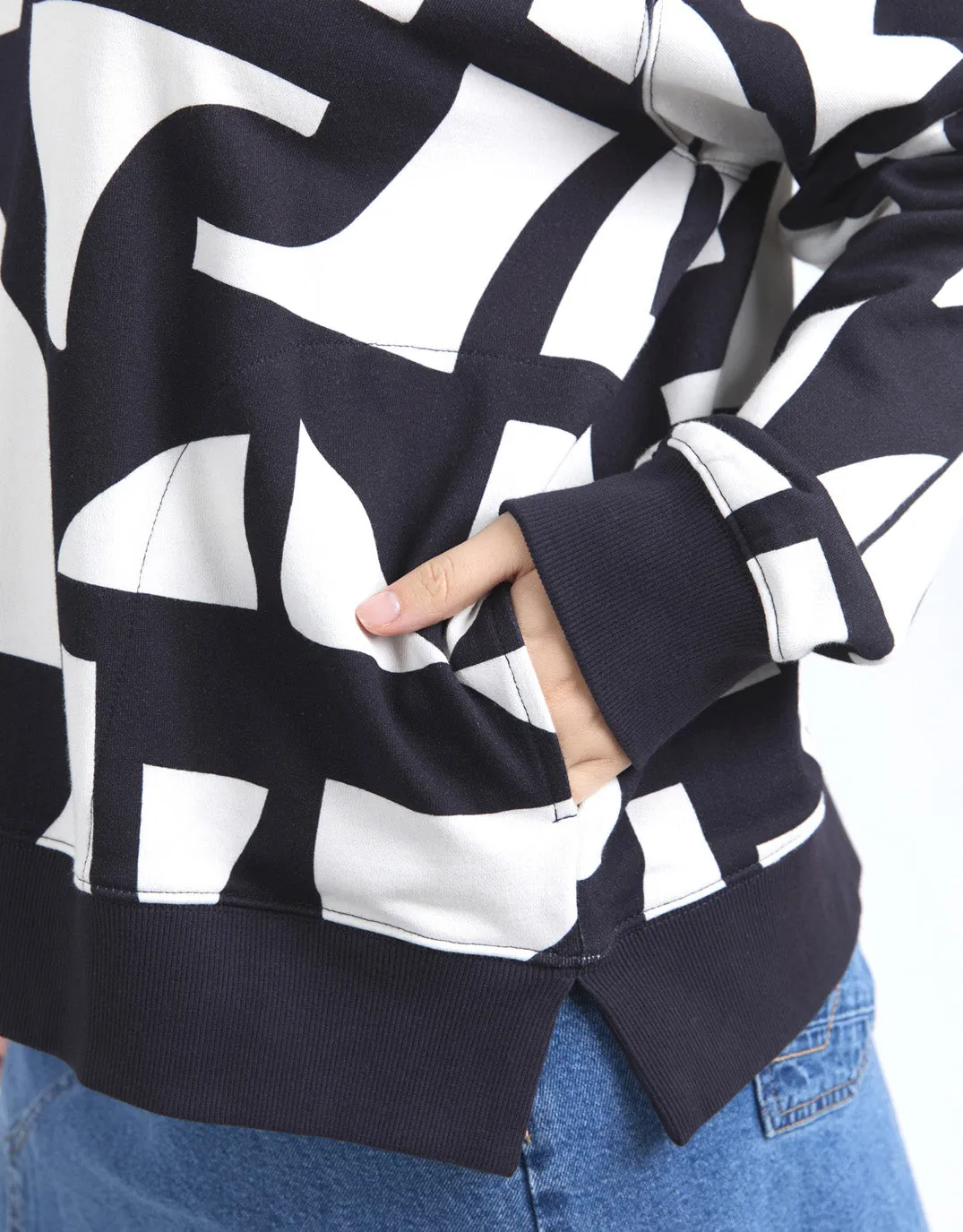 Dali Geo Crew - Midnight/White Geo Print