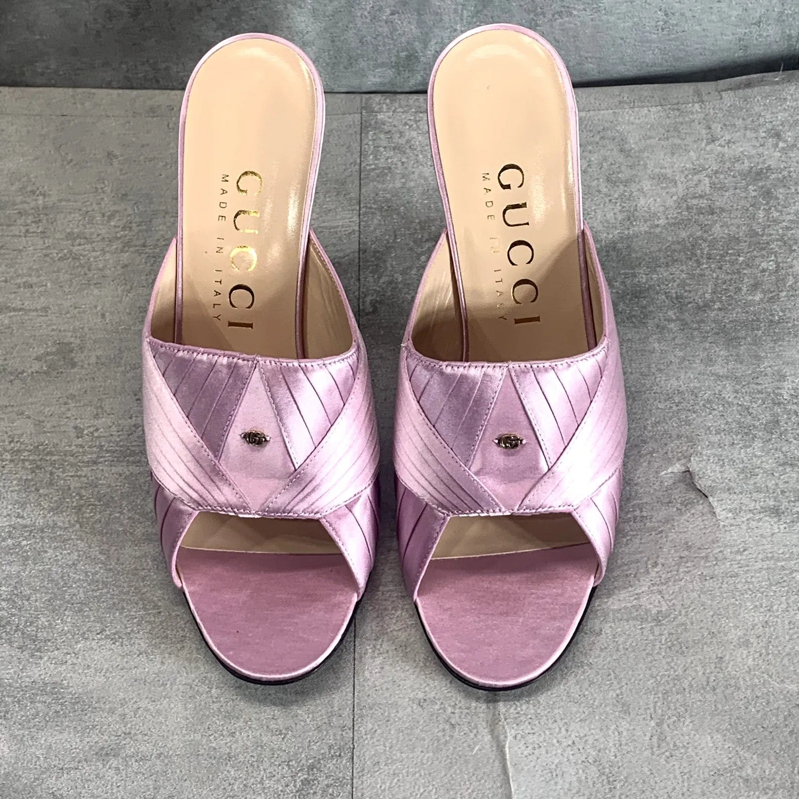 GUCCI Women's Light Pink Satin Heeled Slide Open Toe Sandal SZ 39 US 9