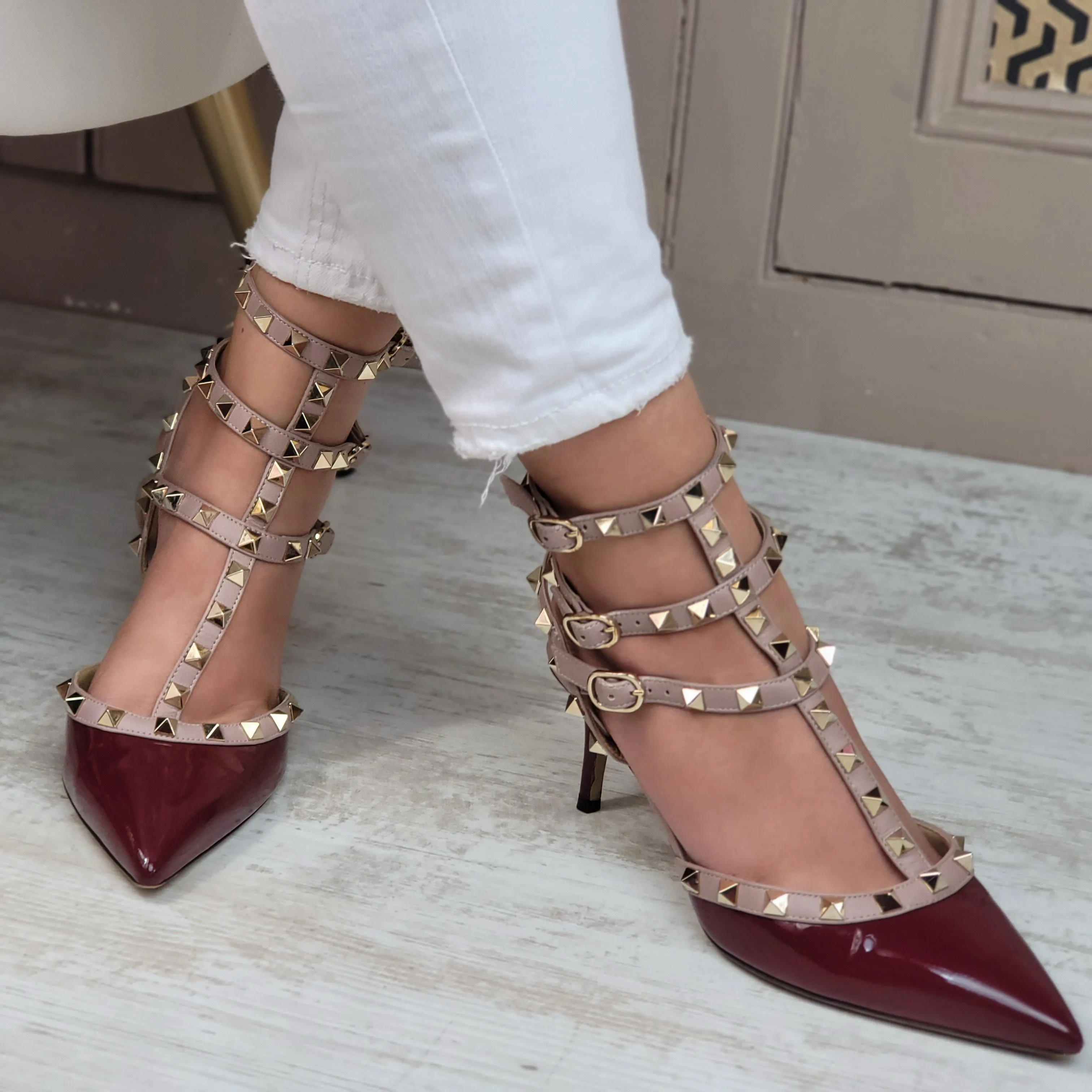 VALENTINO GARAVANI ROCKSTUD PUMPS EU 37/ UK 4