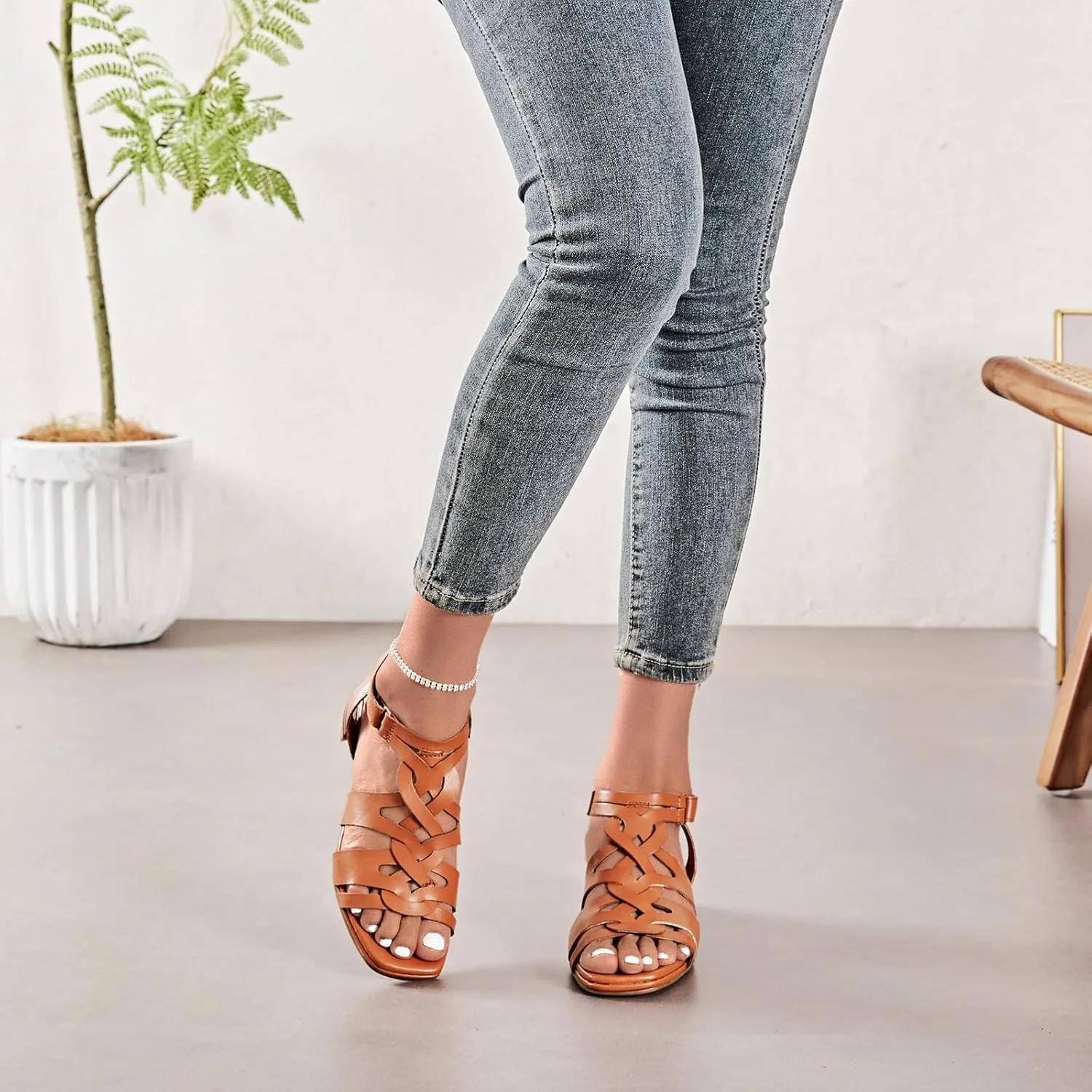 Women's Chunky Heeled Sandals - Block Low Heels Ankle Strap Square Open Toe Dressy Sandals for Women.