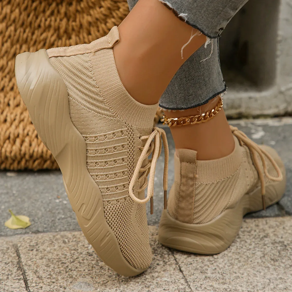 Women's Comfortable Breathable Knitted Sneakers Plus Size Low Cut Flat Casual Sports Shoes for Women 2024 Spring New Arrivals